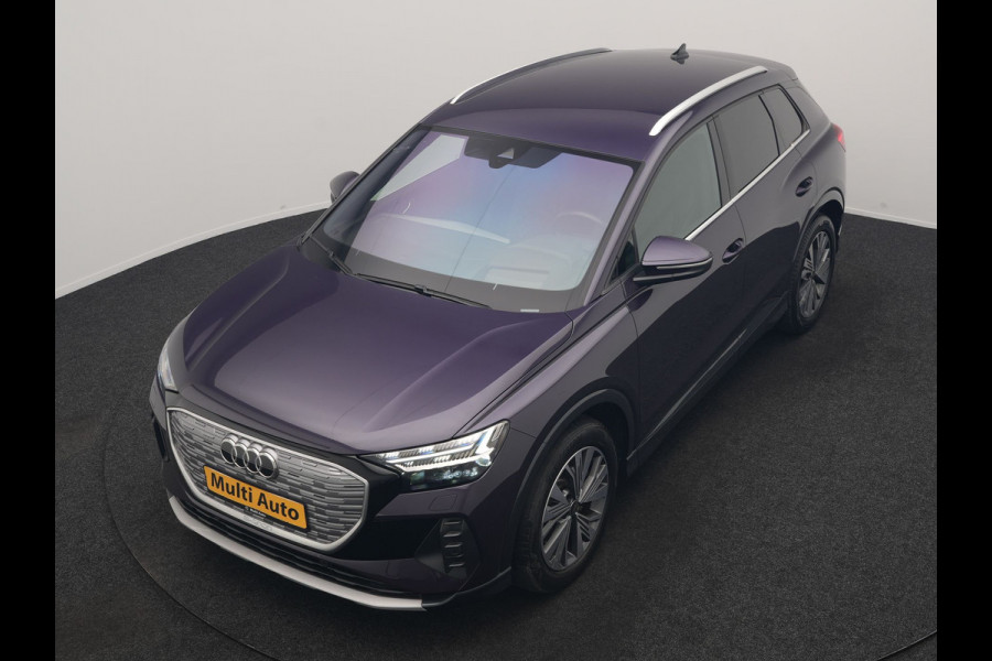 Audi Q4 e-tron 40 S edition 82 kWh 204pk Dealer O.H. | Adaptive Cruise | Head Up | Camera | Lederen Sportstoelen Memory & Verwarmd | Blis | Keyless | Matrix LED | Apple Carplay | Navigatie | DAB | 19"L.M |