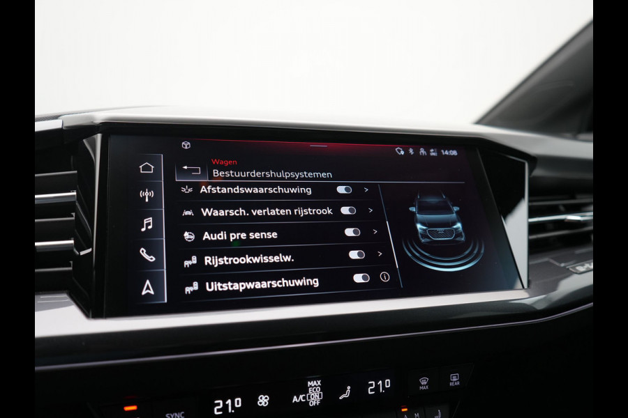Audi Q4 e-tron 40 S edition 82 kWh 204pk Dealer O.H. | Adaptive Cruise | Head Up | Camera | Lederen Sportstoelen Memory & Verwarmd | Blis | Keyless | Matrix LED | Apple Carplay | Navigatie | DAB | 19"L.M |