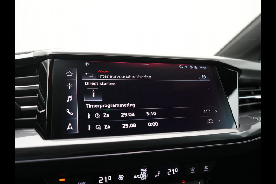 Audi Q4 e-tron 40 S edition 82 kWh 204pk Dealer O.H. | Adaptive Cruise | Head Up | Camera | Lederen Sportstoelen Memory & Verwarmd | Blis | Keyless | Matrix LED | Apple Carplay | Navigatie | DAB | 19"L.M |