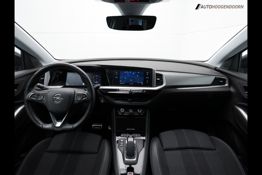 Opel Grandland 1.6 Turbo Plug-In Hybrid Business Elegance Sport (APPLE CARPLAY,TREKHAAK,STUUR-STOELVERWARMING,ADAPTIVE CRUISE)