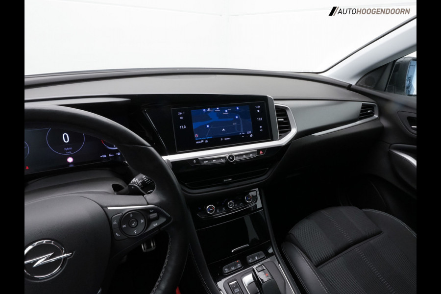 Opel Grandland 1.6 Turbo Plug-In Hybrid Business Elegance Sport (APPLE CARPLAY,TREKHAAK,STUUR-STOELVERWARMING,ADAPTIVE CRUISE)