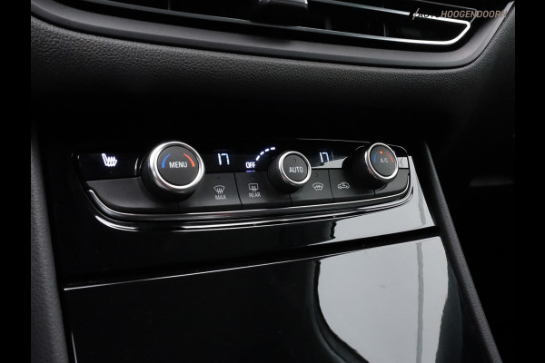 Opel Grandland 1.6 Turbo Plug-In Hybrid Business Elegance Sport (APPLE CARPLAY,TREKHAAK,STUUR-STOELVERWARMING,ADAPTIVE CRUISE)