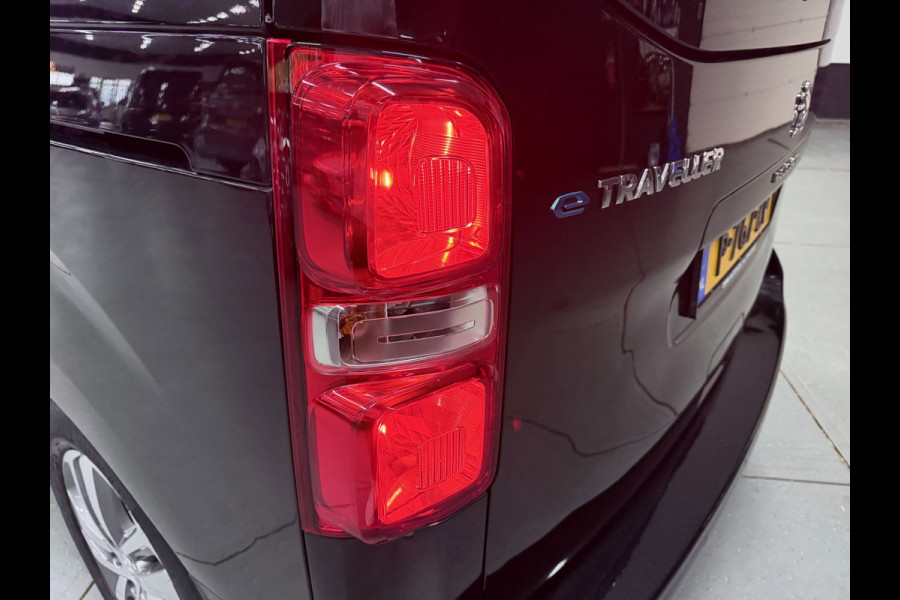 Peugeot e-Traveller 75 kWh Business VIP 8 PERSOONS PANO/MASSAGE-STOEL+M/LEDER/H-UPNAVI/CAM///