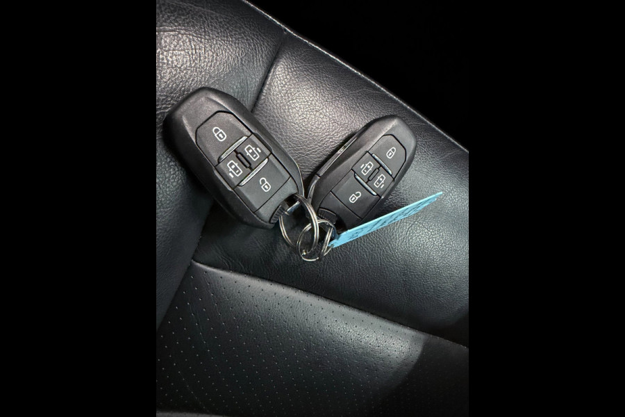 Peugeot e-Traveller 75 kWh Business VIP 8 PERSOONS PANO/MASSAGE-STOEL+M/LEDER/H-UPNAVI/CAM///
