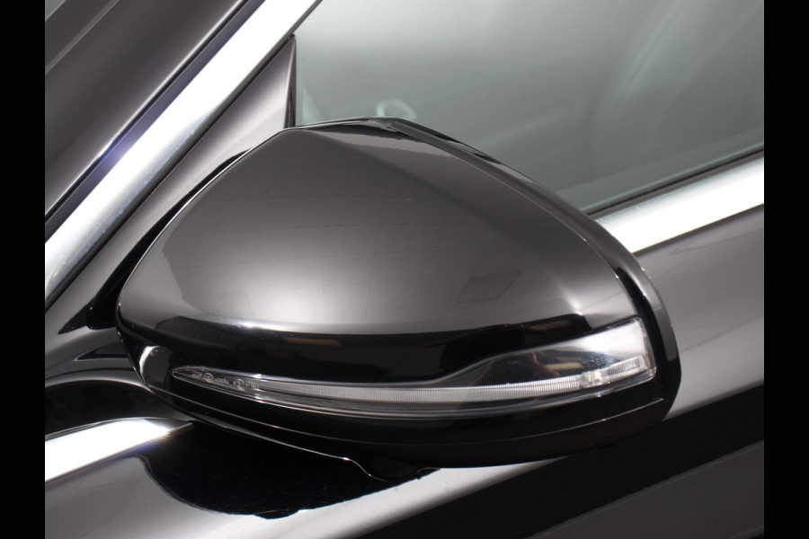 Mercedes-Benz E-Klasse 300e Avantgarde Premium Plus PHEV Automaat Panorama dak Climate control Adaptieve cruise control Parkeersensoren Camera  Verwarmde voorstoelen Keyless Lcihtmetalen velgen Led Burmester