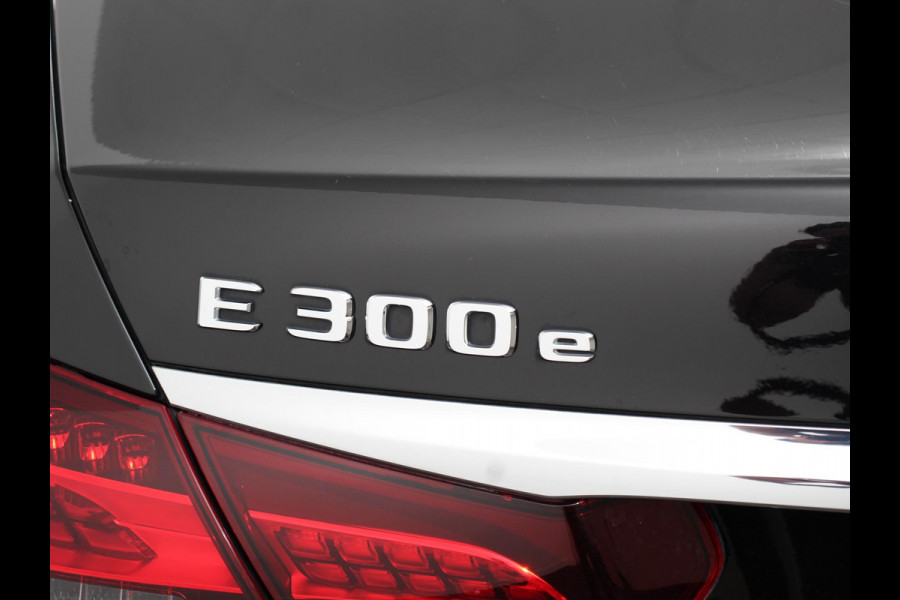 Mercedes-Benz E-Klasse 300e Avantgarde Premium Plus PHEV Automaat Panorama dak Climate control Adaptieve cruise control Parkeersensoren Camera  Verwarmde voorstoelen Keyless Lcihtmetalen velgen Led Burmester
