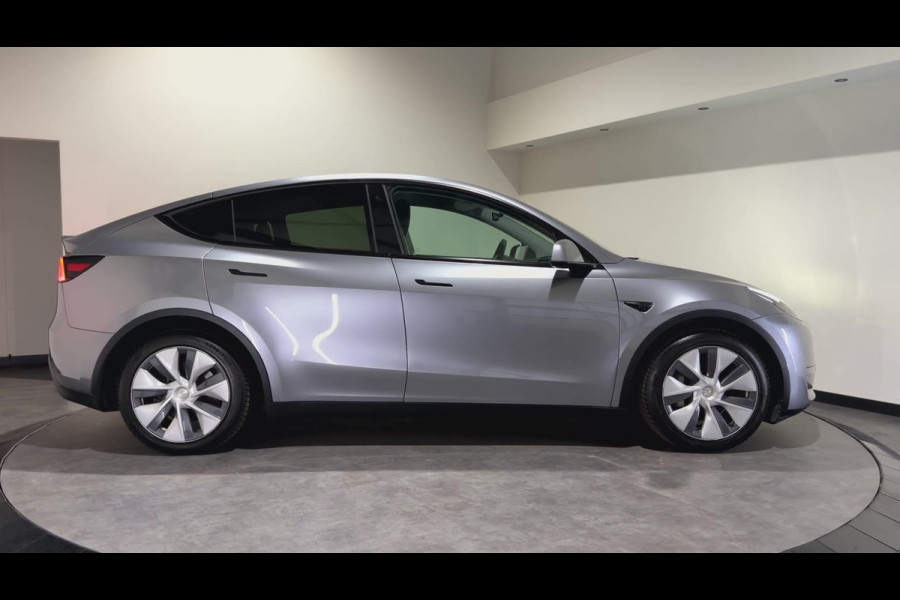 Tesla Model Y Long Range AWD 75 kWh | ACC | Stoelen verwarmd | Keyless