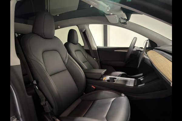 Tesla Model Y Long Range AWD 75 kWh | ACC | Stoelen verwarmd | Keyless