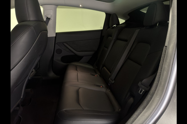 Tesla Model Y Long Range AWD 75 kWh | ACC | Stoelen verwarmd | Keyless
