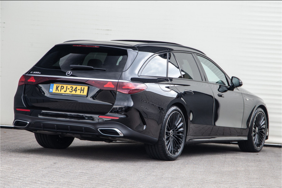 Mercedes-Benz E-Klasse Estate 300 e AMG Premium, Hyperscreen, Distronic, Pano, Bruin Leder, Trekhaak, Nightpakket 2025