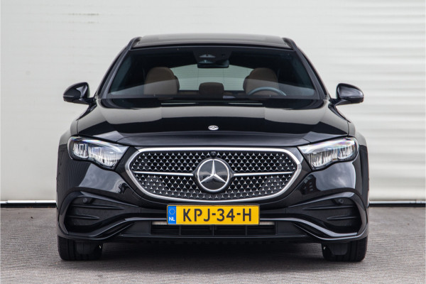 Mercedes-Benz E-Klasse Estate 300 e AMG Premium, Hyperscreen, Distronic, Pano, Bruin Leder, Trekhaak, Nightpakket 2025