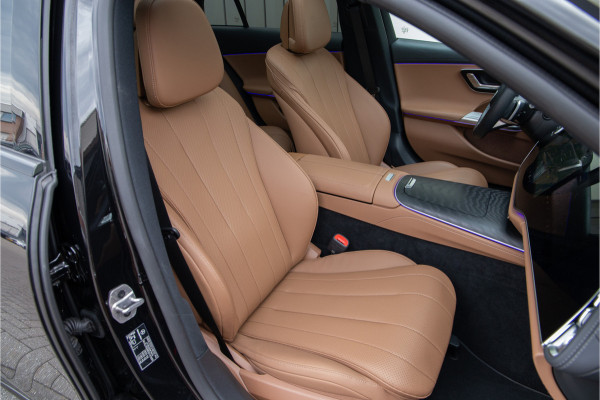 Mercedes-Benz E-Klasse Estate 300 e AMG Premium, Hyperscreen, Distronic, Pano, Bruin Leder, Trekhaak, Nightpakket 2025