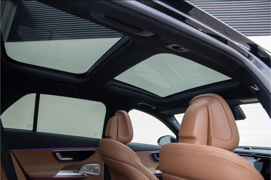 Mercedes-Benz E-Klasse Estate 300 e AMG Premium, Hyperscreen, Distronic, Pano, Bruin Leder, Trekhaak, Nightpakket 2025