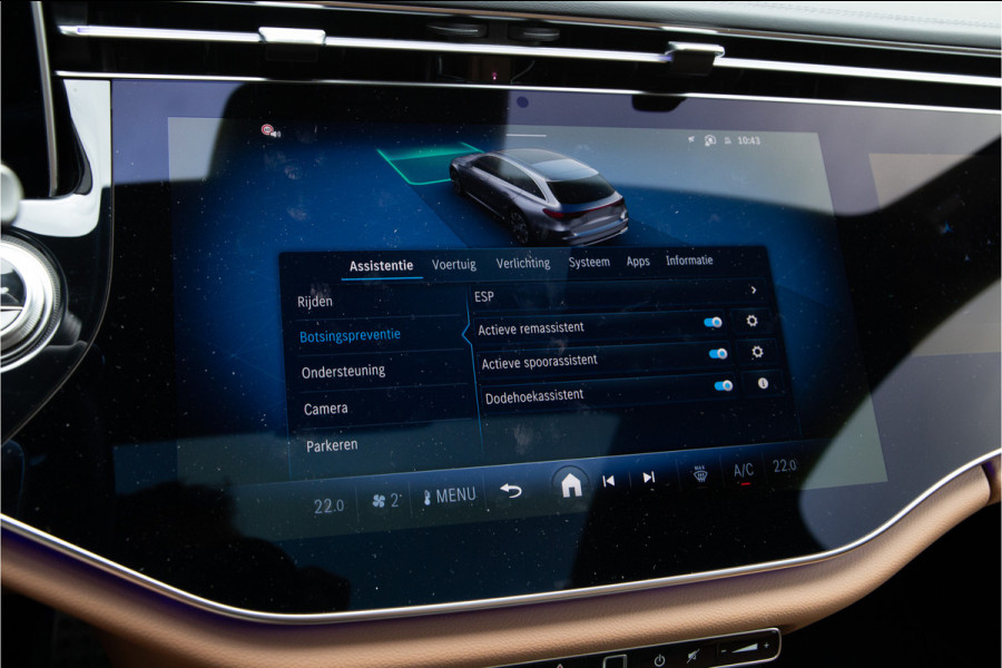 Mercedes-Benz E-Klasse Estate 300 e AMG Premium, Hyperscreen, Distronic, Pano, Bruin Leder, Trekhaak, Nightpakket 2025