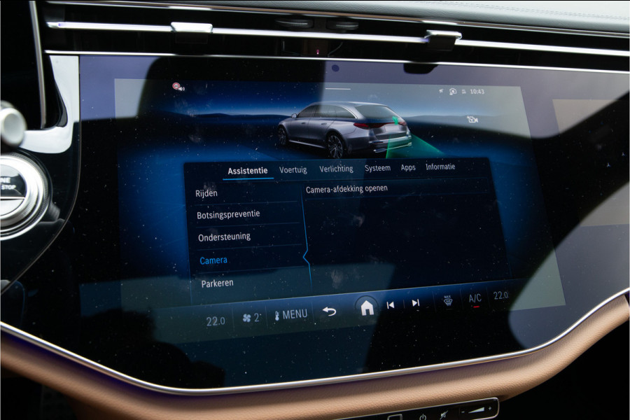 Mercedes-Benz E-Klasse Estate 300 e AMG Premium, Hyperscreen, Distronic, Pano, Bruin Leder, Trekhaak, Nightpakket 2025