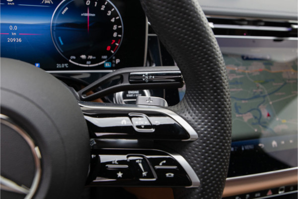 Mercedes-Benz E-Klasse Estate 300 e AMG Premium, Hyperscreen, Distronic, Pano, Bruin Leder, Trekhaak, Nightpakket 2025