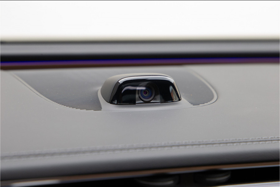 Mercedes-Benz E-Klasse Estate 300 e AMG Premium, Hyperscreen, Distronic, Pano, Bruin Leder, Trekhaak, Nightpakket 2025