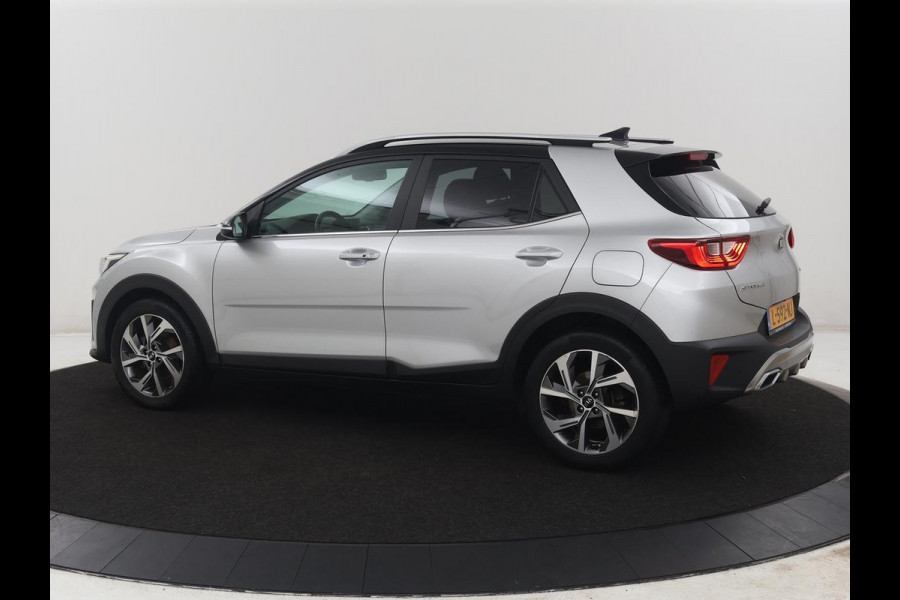 Kia Stonic 1.0 T-GDi MHEV GT-Line | Half leder | Cruise control | Lane assist | Stuur/stoel verwarming | Carplay | Climate control | 17" velgen