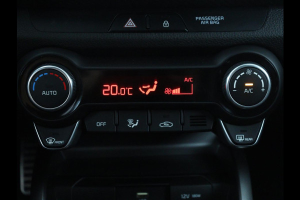 Kia Stonic 1.0 T-GDi MHEV GT-Line | Half leder | Cruise control | Lane assist | Stuur/stoel verwarming | Carplay | Climate control | 17" velgen