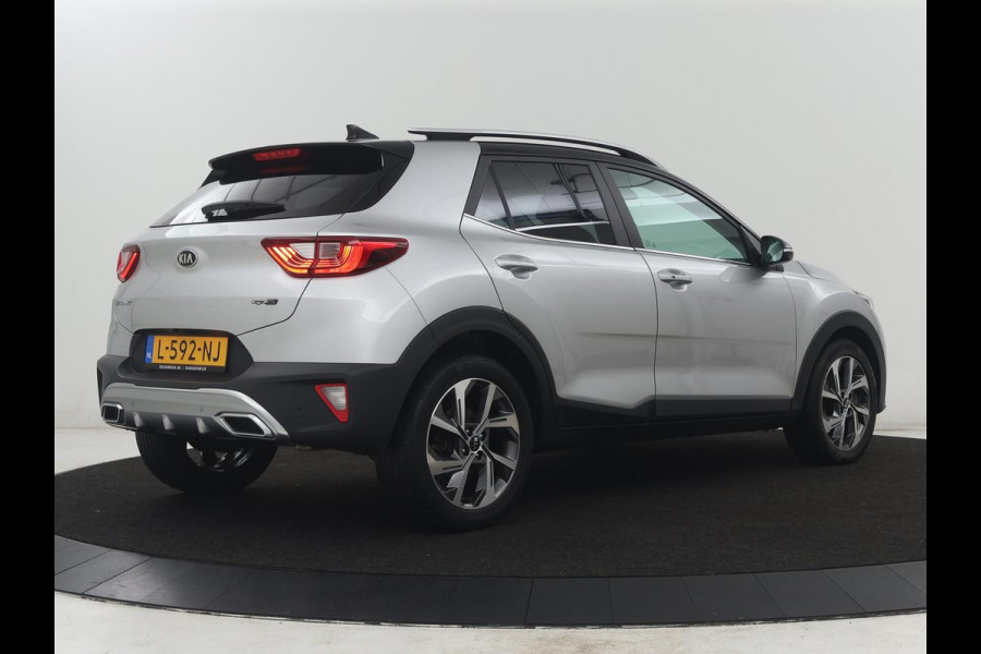 Kia Stonic 1.0 T-GDi MHEV GT-Line | Half leder | Cruise control | Lane assist | Stuur/stoel verwarming | Carplay | Climate control | 17" velgen