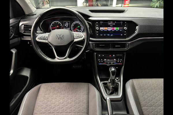 Volkswagen T-Cross 1.5 TSI Style / Carplay /Trekhaak/ Stoelverwarming