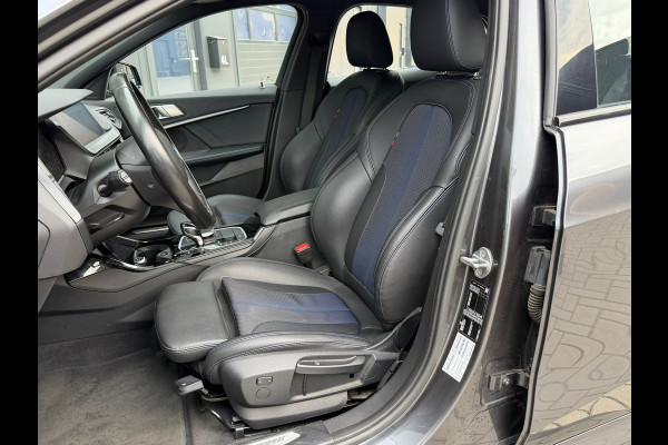 BMW 1-serie 118i M-Sport Cruise|Carplay|Navi|PDC|Half leder|Stoelverwarming