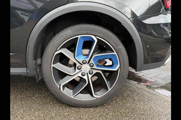 Lynk & Co 01 1.5 ORIGINEEL NEDERLANDSE AUTO MET NAP | FACELIFT MODEL | ZWARTE HEMEL | 360° CAMERA | APPLE CARPLAY | LED | ADAPTIVE CRUISE CONTROL | ELEKTRISCHE KOFFERBAK | AFNEEMBARE TREKHAAK | BLACK OPTIC-PAKKET OPTIONEEL | RIJKLAAR INCL. 12 MND. BOVAG GARANTIE