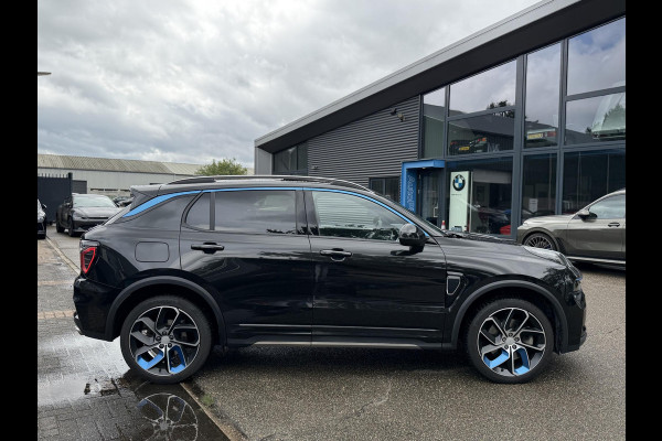 Lynk & Co 01 1.5 ORIGINEEL NEDERLANDSE AUTO MET NAP | FACELIFT MODEL | ZWARTE HEMEL | 360° CAMERA | APPLE CARPLAY | LED | ADAPTIVE CRUISE CONTROL | ELEKTRISCHE KOFFERBAK | AFNEEMBARE TREKHAAK | BLACK OPTIC-PAKKET OPTIONEEL | RIJKLAAR INCL. 12 MND. BOVAG GARANTIE