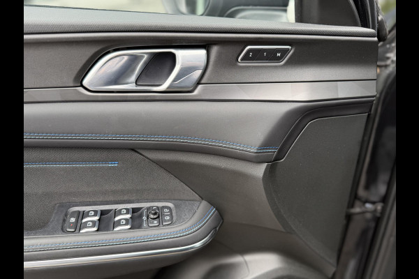 Lynk & Co 01 1.5 ORIGINEEL NEDERLANDSE AUTO MET NAP | FACELIFT MODEL | ZWARTE HEMEL | 360° CAMERA | APPLE CARPLAY | LED | ADAPTIVE CRUISE CONTROL | ELEKTRISCHE KOFFERBAK | AFNEEMBARE TREKHAAK | BLACK OPTIC-PAKKET OPTIONEEL | RIJKLAAR INCL. 12 MND. BOVAG GARANTIE