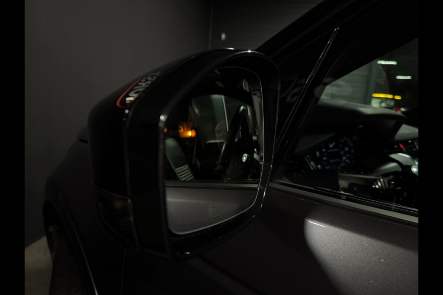 Land Rover Discovery Sport P270e SE R-Dynamic/black-pack/Leer/Eiger Grey/trekhaak /panorama