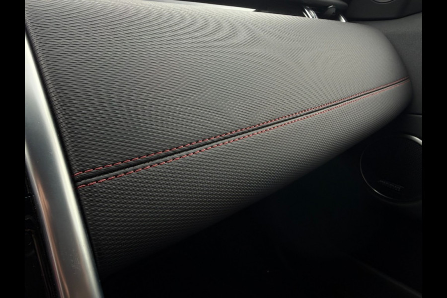 Land Rover Discovery Sport P270e SE R-Dynamic/black-pack/Leer/Eiger Grey/trekhaak /panorama