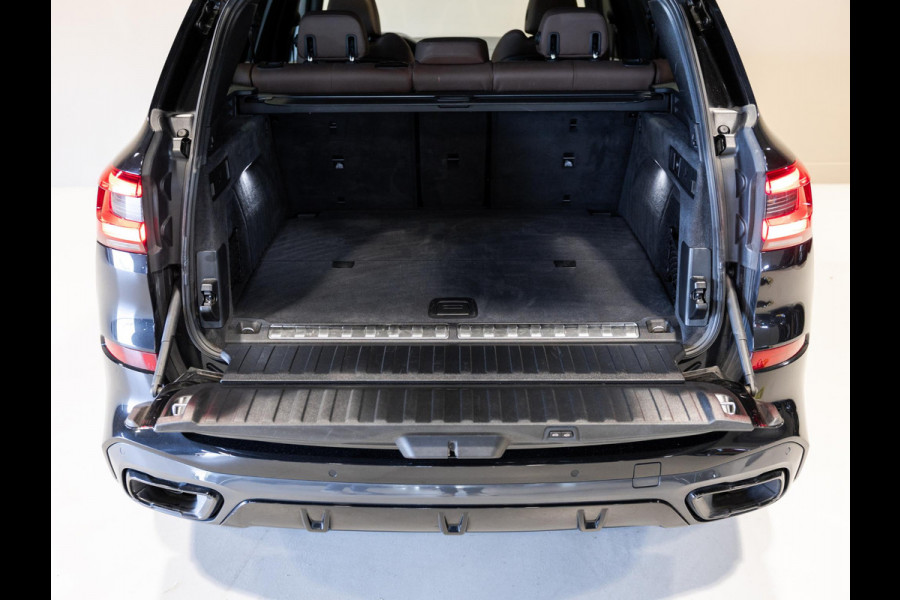 BMW X5 xDrive45e Executive M Pakket / 394pk / SOH 90% / Panorama dak / Trekhaak / Head-up display / 360 graden camera /