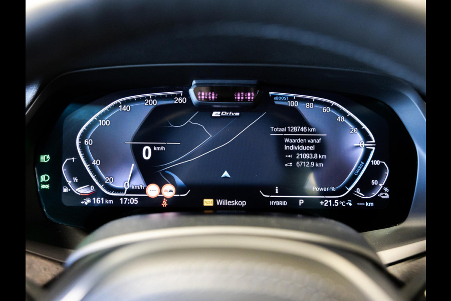 BMW X5 xDrive45e Executive M Pakket / 394pk / SOH 90% / Panorama dak / Trekhaak / Head-up display / 360 graden camera /