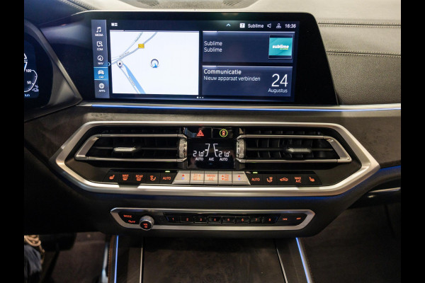 BMW X5 xDrive45e Executive M Pakket / 394pk / SOH 90% / Panorama dak / Trekhaak / Head-up display / 360 graden camera /