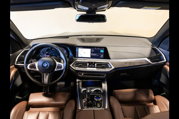 BMW X5 xDrive45e Executive M Pakket / 394pk / SOH 90% / Panorama dak / Trekhaak / Head-up display / 360 graden camera /