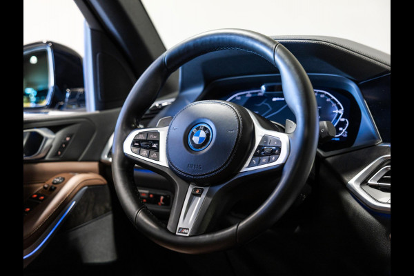 BMW X5 xDrive45e Executive M Pakket / 394pk / SOH 90% / Panorama dak / Trekhaak / Head-up display / 360 graden camera /