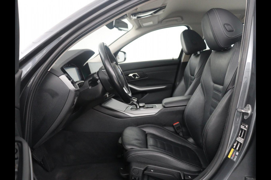 BMW 3 Serie Touring 320e Business Edition Plus | SOH 84,2% | Leder | Cruise control | Stoelverwarming | Climate control | 3 zone klimaat | Navigatie | Bluetooth | Elektrische achterklep | Trekhaak