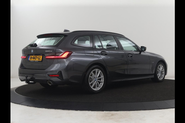 BMW 3 Serie Touring 320e Business Edition Plus | SOH 84,2% | Leder | Cruise control | Stoelverwarming | Climate control | 3 zone klimaat | Navigatie | Bluetooth | Elektrische achterklep | Trekhaak