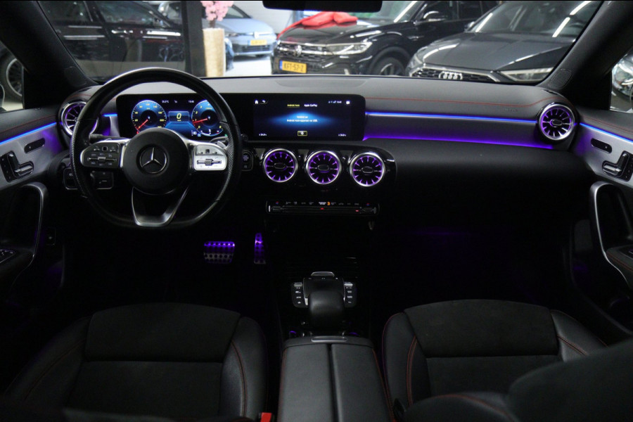 Mercedes-Benz CLA-Klasse 200 Business Solution AMG PANO/CAM/KEYLESS/LANEASSIST/VOL