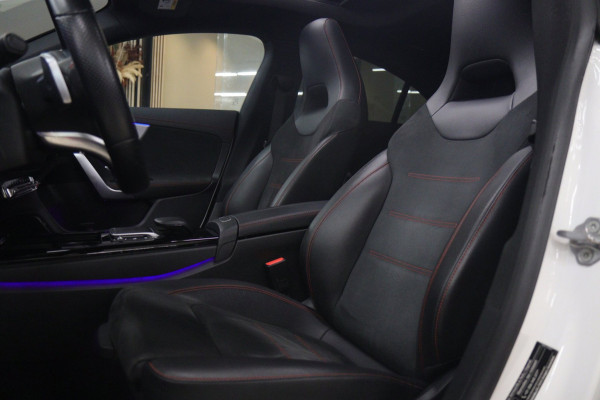 Mercedes-Benz CLA-Klasse 200 Business Solution AMG PANO/CAM/KEYLESS/LANEASSIST/VOL