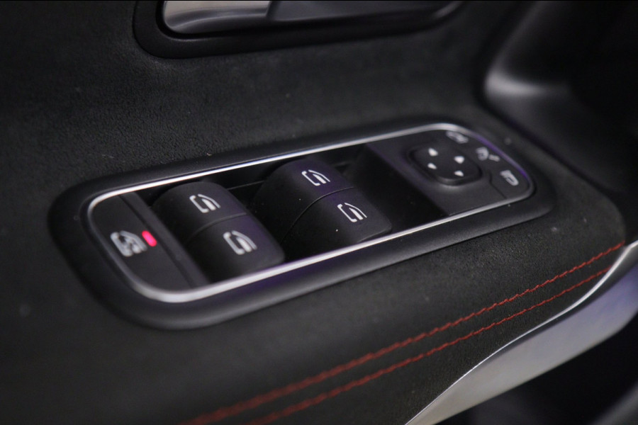 Mercedes-Benz CLA-Klasse 200 Business Solution AMG PANO/CAM/KEYLESS/LANEASSIST/VOL