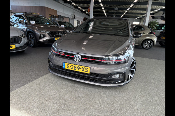 Volkswagen Polo 2.0 TSi 200pk GTi DSG 5-drs. SCHUIFDAK/BEATS/KEYLESS/CAMERA/DODEHOEK/1E EIGENAAR!