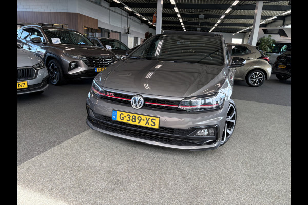 Volkswagen Polo 2.0 TSi 200pk GTi DSG 5-drs. SCHUIFDAK/BEATS/KEYLESS/CAMERA/DODEHOEK/1E EIGENAAR!