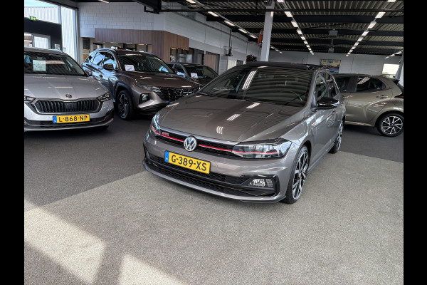 Volkswagen Polo 2.0 TSi 200pk GTi DSG 5-drs. SCHUIFDAK/BEATS/KEYLESS/CAMERA/DODEHOEK/1E EIGENAAR!