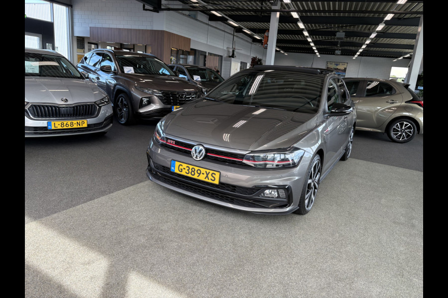 Volkswagen Polo 2.0 TSi 200pk GTi DSG 5-drs. SCHUIFDAK/BEATS/KEYLESS/CAMERA/DODEHOEK/1E EIGENAAR!