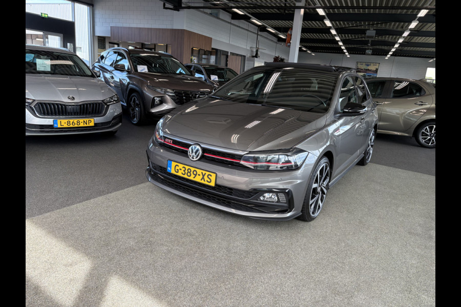 Volkswagen Polo 2.0 TSi 200pk GTi DSG 5-drs. SCHUIFDAK/BEATS/KEYLESS/CAMERA/DODEHOEK/1E EIGENAAR!