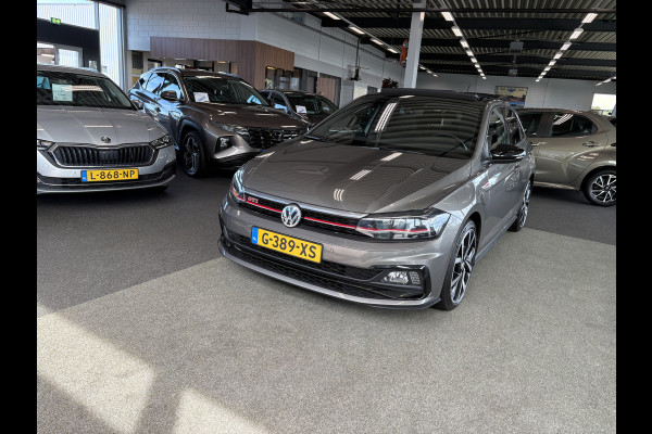 Volkswagen Polo 2.0 TSi 200pk GTi DSG 5-drs. SCHUIFDAK/BEATS/KEYLESS/CAMERA/DODEHOEK/1E EIGENAAR!
