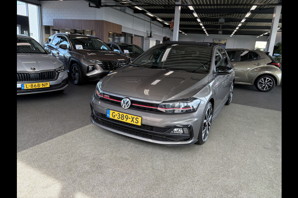 Volkswagen Polo 2.0 TSi 200pk GTi DSG 5-drs. SCHUIFDAK/BEATS/KEYLESS/CAMERA/DODEHOEK/1E EIGENAAR!