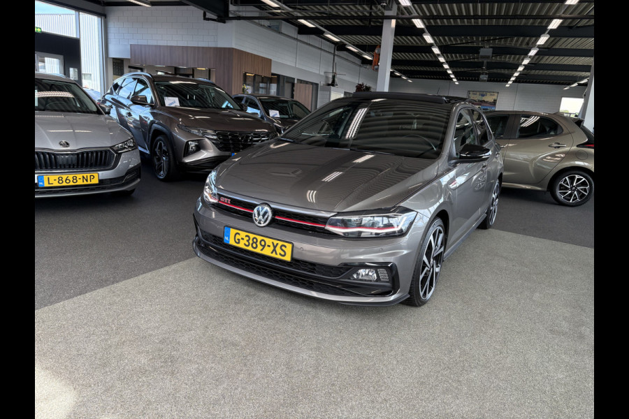 Volkswagen Polo 2.0 TSi 200pk GTi DSG 5-drs. SCHUIFDAK/BEATS/KEYLESS/CAMERA/DODEHOEK/1E EIGENAAR!