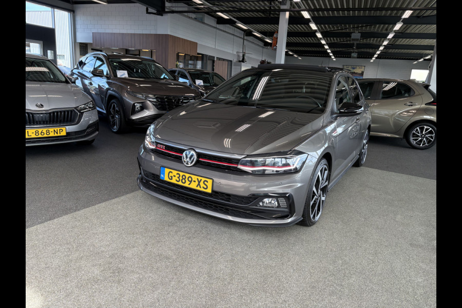 Volkswagen Polo 2.0 TSi 200pk GTi DSG 5-drs. SCHUIFDAK/BEATS/KEYLESS/CAMERA/DODEHOEK/1E EIGENAAR!